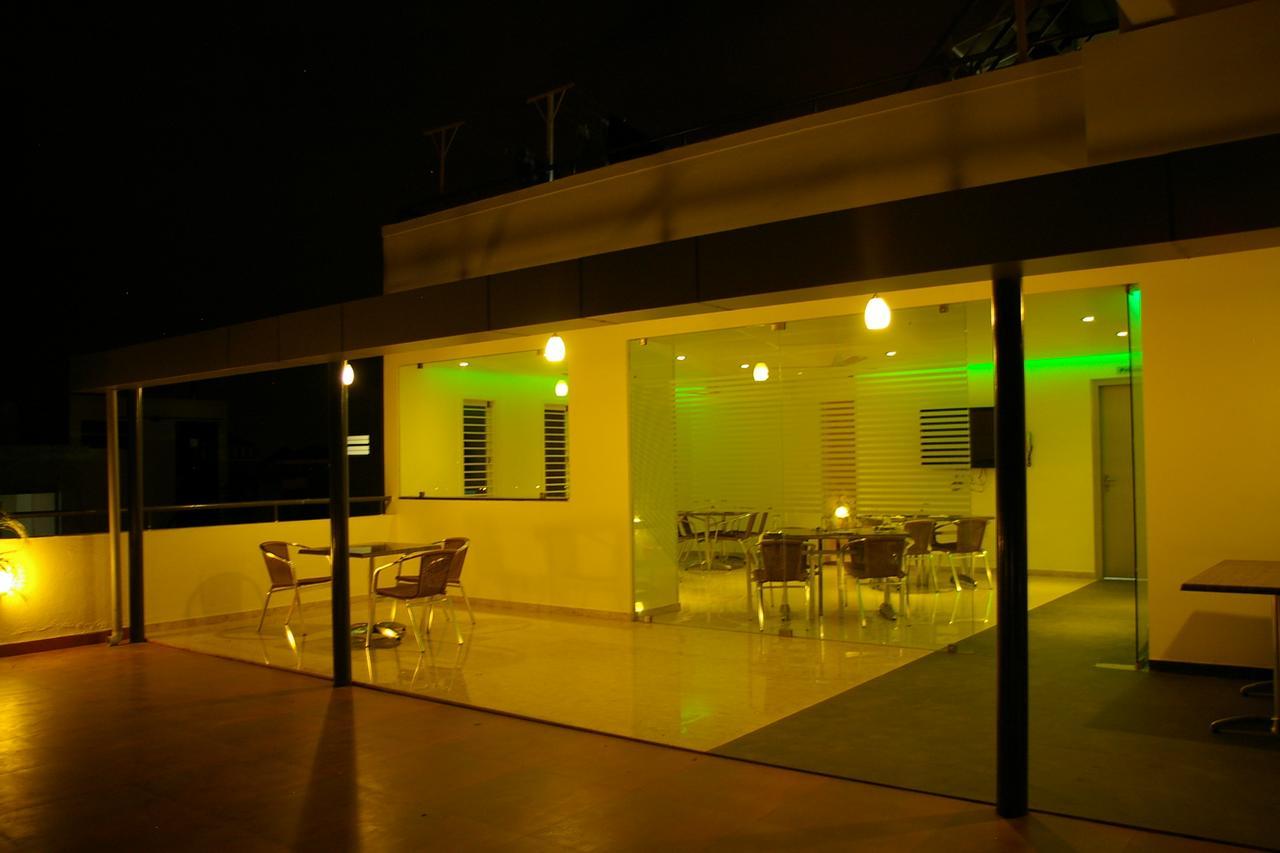 Roseline Suites Bangalore Exterior foto